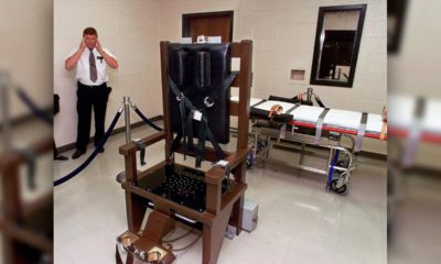 Photo of an electric chair in the execution chamber